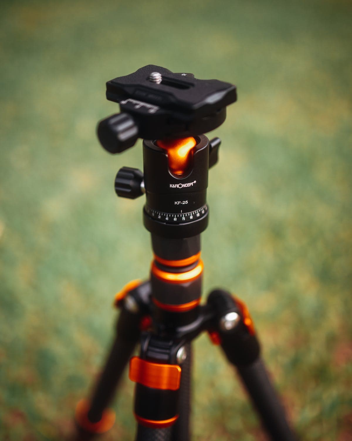 How Many Legs Does a Tripod Have? 2024