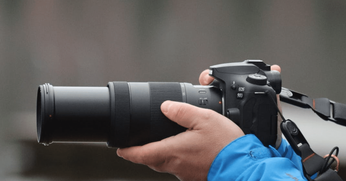 What Is a Telephoto Lens? Everything You Need To Know in 2024